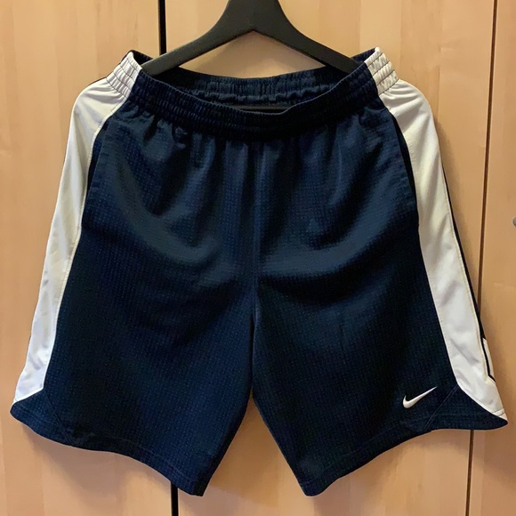 Nike Basketball Shorts - Picture 1 of 2